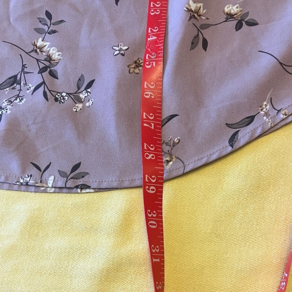 Hilary Radley Mauve Floral Split-Neck Blouse - Picture 7 of 8